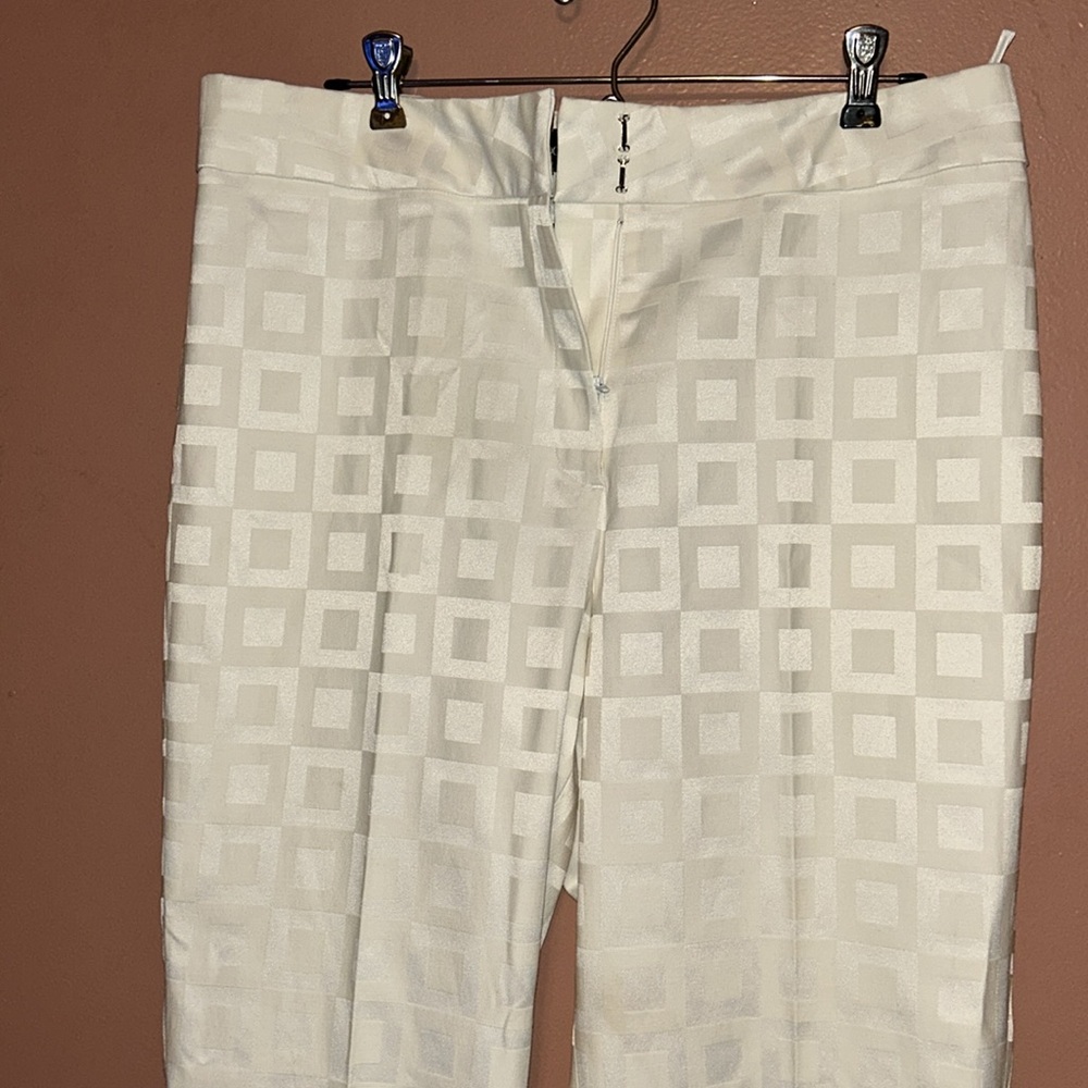 FOCUS2000 WOMANS WHITE PANTS SIZE 12 - Picture 2 of 13
